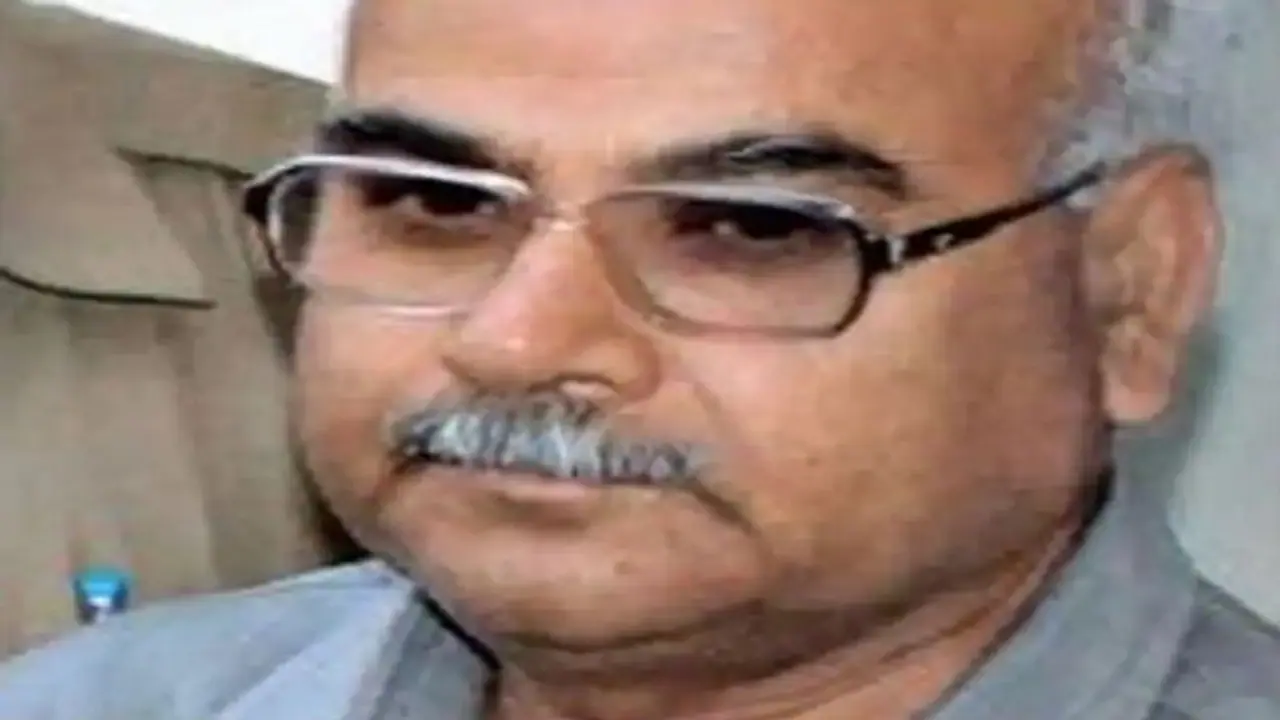 लखनऊ: डॉ सचान की खुदकुशी मामले में बड़ा खुलासा, हुई थी हत्या, सीबीआई कोर्ट में डीजीपी जेलर तलब लखनऊ: डॉ सचान की खुदकुशी मामले में बड़ा खुलासा, हुई थी हत्या, सीबीआई कोर्ट में डीजीपी जेलर तलब