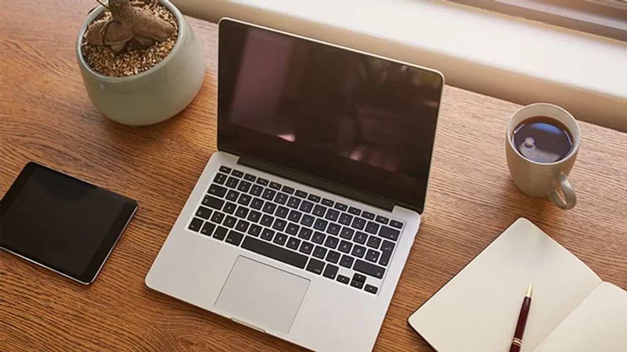 Work From Home: इस देश में वर्क फ्रॉम होम को लेकर बनने जा रहा कानून, जानें भारत में क्या हैं हालात Work From Home: इस देश में वर्क फ्रॉम होम को लेकर बनने जा रहा कानून, जानें भारत में क्या हैं हालात