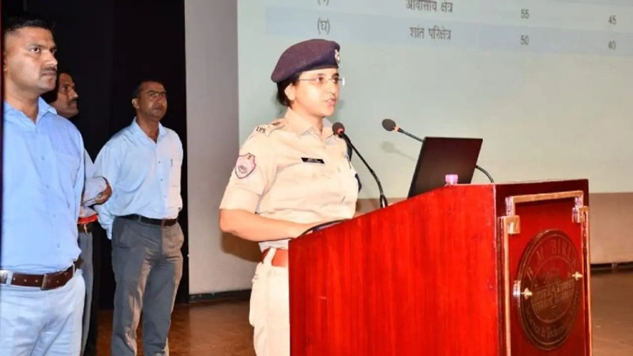 जयपुर में पुलिस ने होटल्स के लिए बनाए सख्त रुल्स, आवाज कितनी होगी यह भी कर दिया फिक्स जयपुर में पुलिस ने होटल्स के लिए बनाए सख्त रुल्स, आवाज कितनी होगी यह भी कर दिया फिक्स