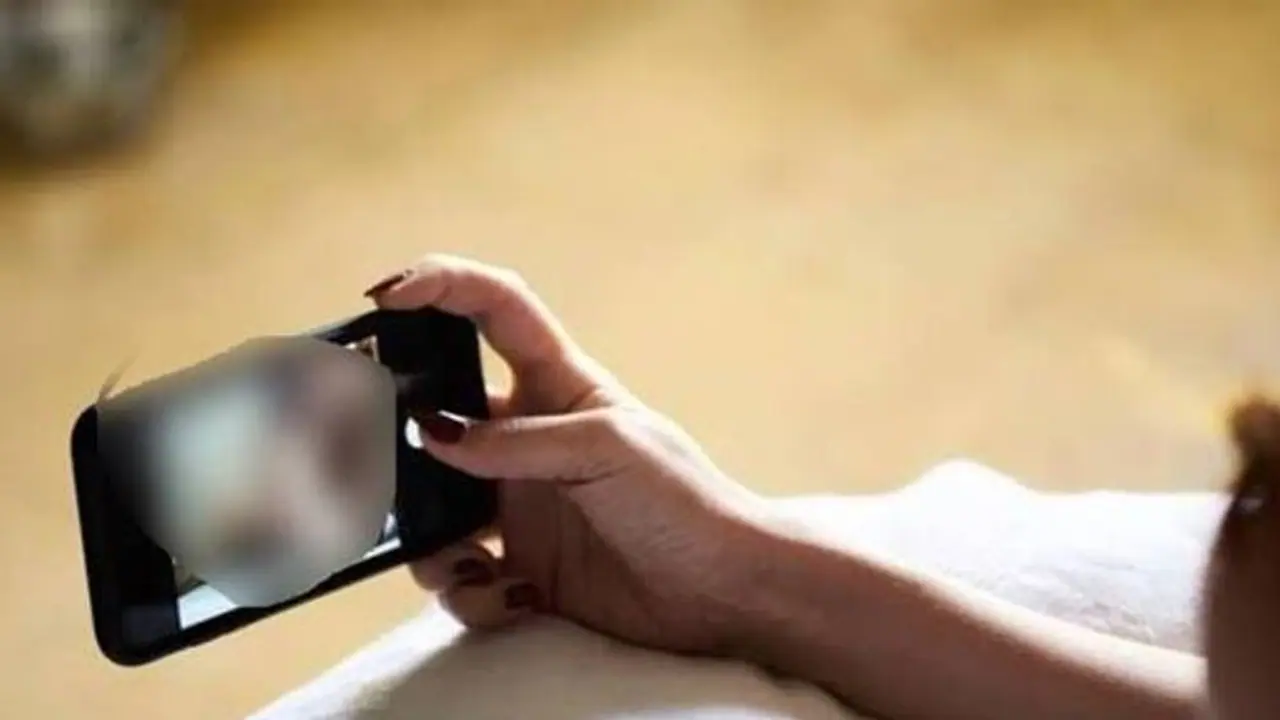 യുവതിയുടെ വീഡിയോ കോള്‍, നഗ്‌നവീഡിയോ, ഗുജറാത്ത് വ്യവസായിക്ക് പോയത് 2.69 കോടി!