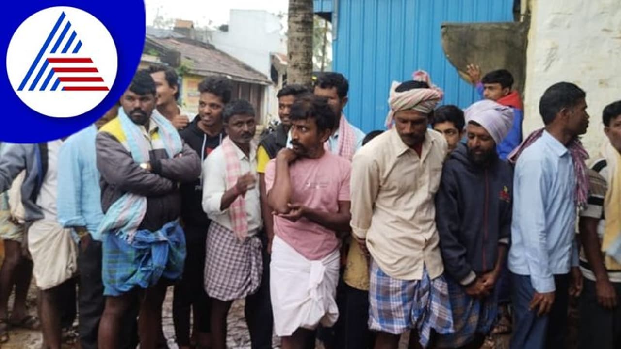 Haveri: ಕೃಷಿ ಸಚಿವರ ಜಿಲ್ಲೆಯ ಹಲವೆಡೆ ಗೊಬ್ಬರಕ್ಕಾಗಿ ಹಾಹಾಕಾರ: ರೈತರ ಪರದಾಟ