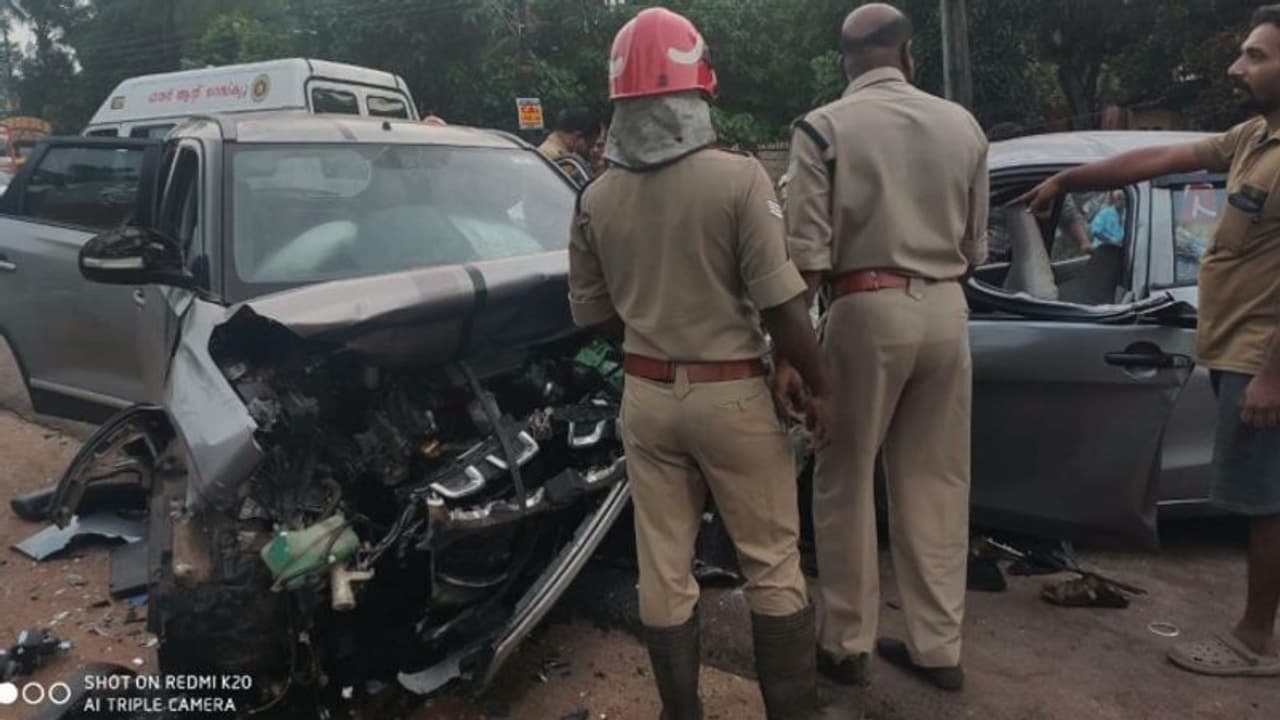 സംസ്ഥാനത്ത് രണ്ടിടത്ത് വാഹനാപകടം, ഒരു കുടുംബത്തിലെ മൂന്ന് പേരുൾപ്പടെ 5 മരണം സംസ്ഥാനത്ത് രണ്ടിടത്ത് വാഹനാപകടം, ഒരു കുടുംബത്തിലെ മൂന്ന് പേരുൾപ്പടെ 5 മരണം