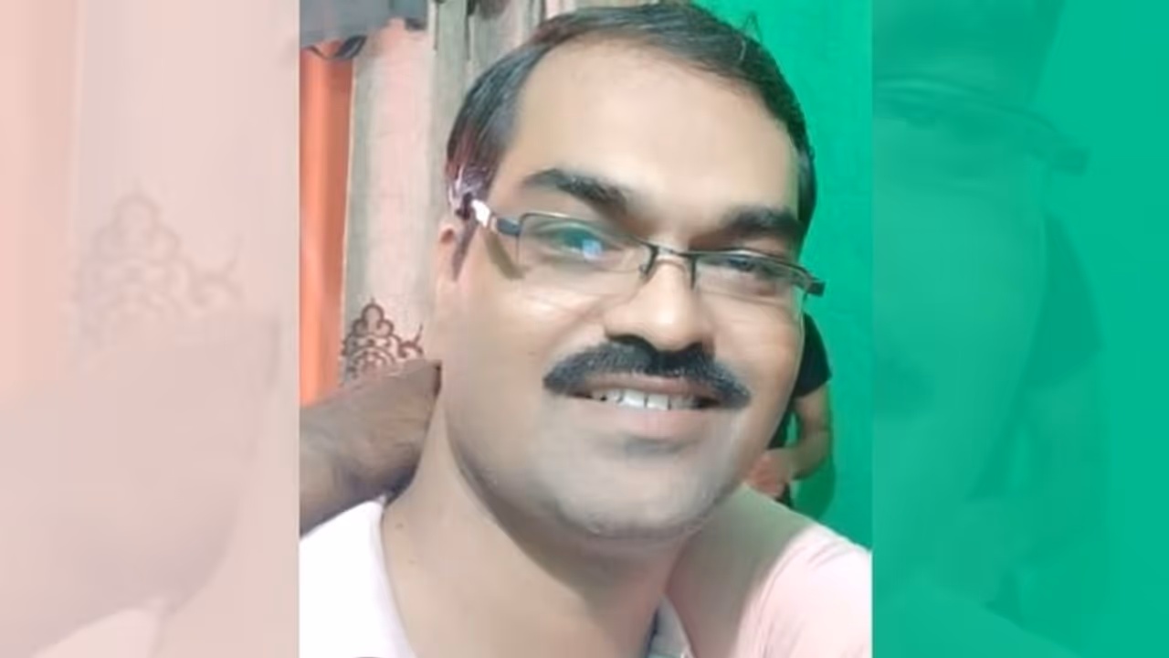 भीलवाड़ा में व्यापारी के साथ बर्बरता, पहले कलाई की नस काटी, फिर गले पर हमला कर दी मौत, कार की सीट पर मिला शव भीलवाड़ा में व्यापारी के साथ बर्बरता, पहले कलाई की नस काटी, फिर गले पर हमला कर दी मौत, कार की सीट पर मिला शव