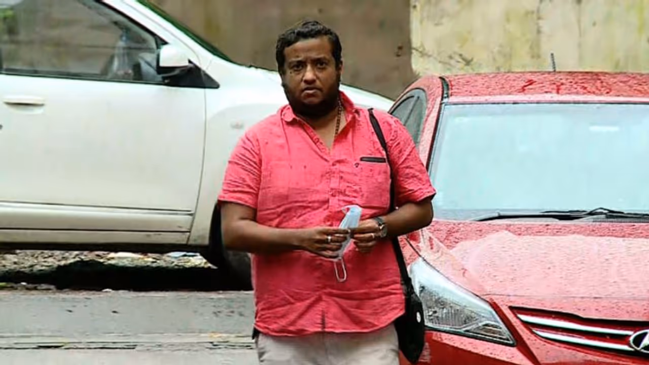 'സ്വപ്നയുടെ കള്ളത്തരങ്ങൾ വെളിവാക്കുന്ന കൂടുതൽ തെളിവുകൾ പുറത്തുവിടും': ഷാജ് കിരൺ 'സ്വപ്നയുടെ കള്ളത്തരങ്ങൾ വെളിവാക്കുന്ന കൂടുതൽ തെളിവുകൾ പുറത്തുവിടും': ഷാജ് കിരൺ