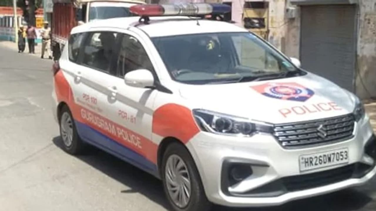 गुरुग्राम में 8वीं कक्षा की बच्ची के साथ 2 महीनों तक किया रेप, फिर किडनैप...पढ़िए मासूम की दर्दनाक आपबीती गुरुग्राम में 8वीं कक्षा की बच्ची के साथ 2 महीनों तक किया रेप, फिर किडनैप...पढ़िए मासूम की दर्दनाक आपबीती