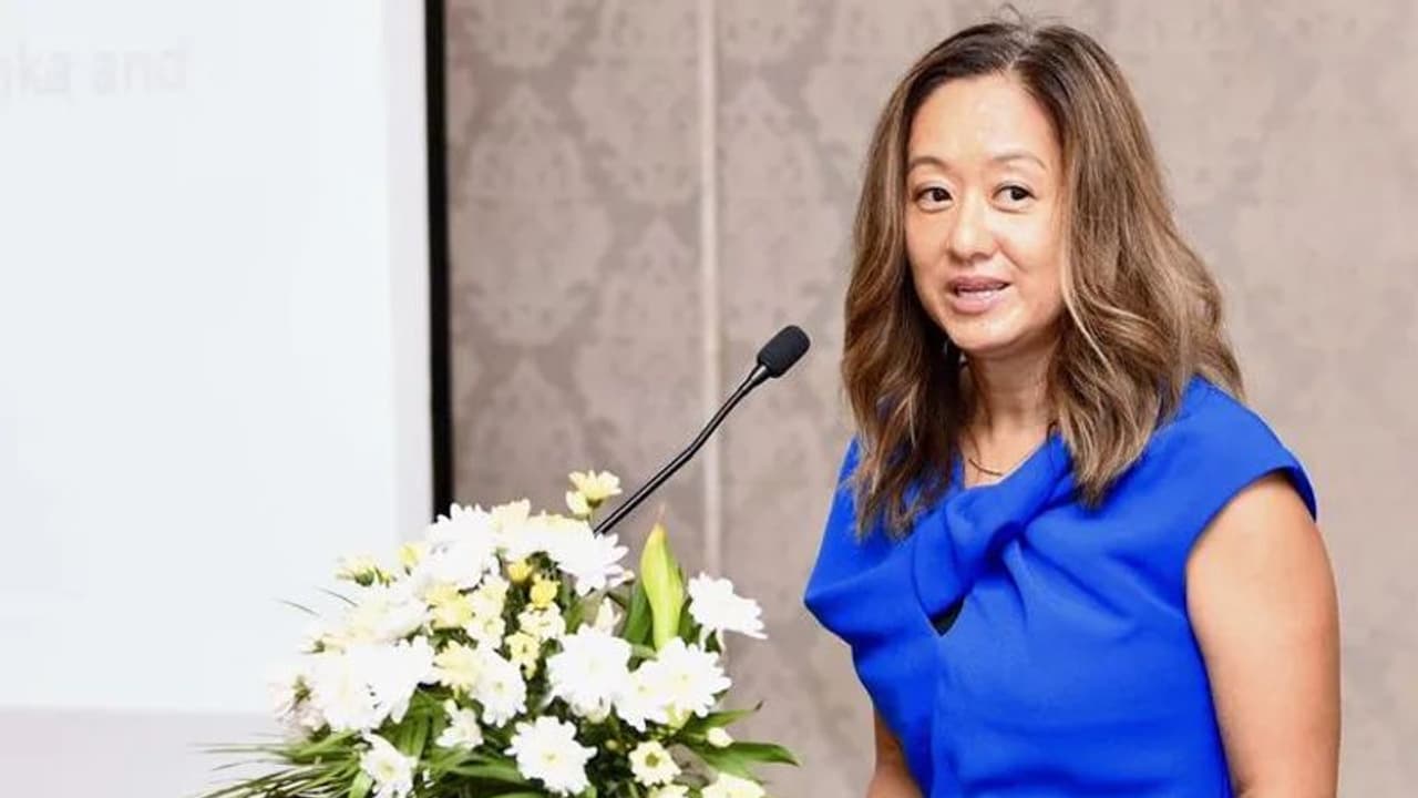 இலங்கை பிரச்சனையில் மூக்கை நுழைக்கும் அமெரிக்கா! சீனாவின் நிலைப்பாடு என்ன? இலங்கை பிரச்சனையில் மூக்கை நுழைக்கும் அமெரிக்கா! சீனாவின் நிலைப்பாடு என்ன?