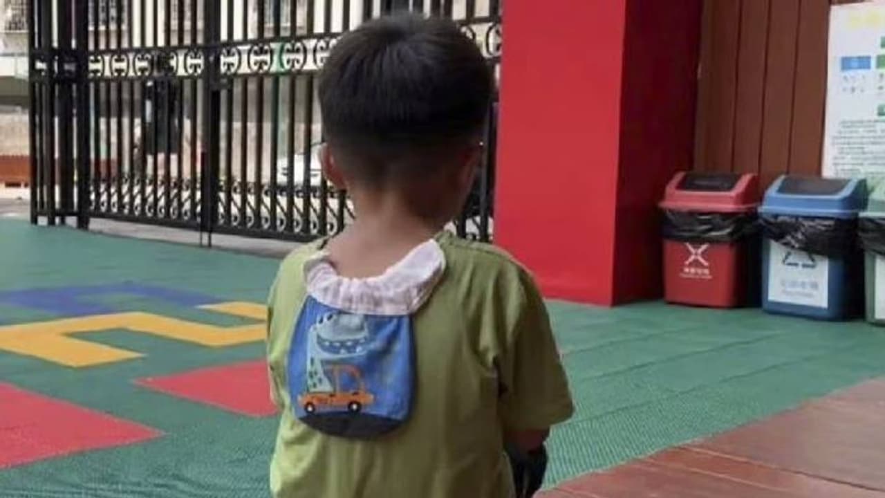 കുട്ടിയുടെ ശരിക്കും അച്ഛൻ താനല്ലെന്ന് മനസിലാക്കി, കിന്റർ​ഗാർഡനിലുപേക്ഷിച്ച് കടന്നുകളഞ്ഞു