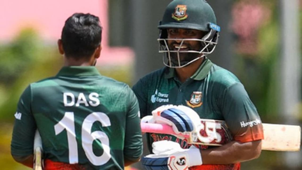 WI vs BAN: சொந்த மண்ணில் வெஸ்ட் இண்டீஸை வீழ்த்தி ஒருநாள் தொடரை வென்றது வங்கதேசம் WI vs BAN: சொந்த மண்ணில் வெஸ்ட் இண்டீஸை வீழ்த்தி ஒருநாள் தொடரை வென்றது வங்கதேசம்