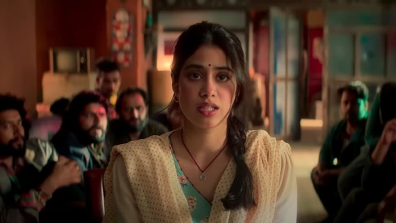 Good Luck Jerry Trailer: ड्रग्स बेचने निकलीं भोली भाली सूरत वाली जान्हवी कपूर, वीडियो देख नहीं रोक पाएंगे हंसी Good Luck Jerry Trailer: ड्रग्स बेचने निकलीं भोली भाली सूरत वाली जान्हवी कपूर, वीडियो देख नहीं रोक पाएंगे हंसी