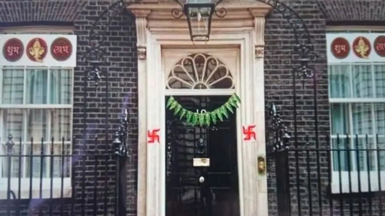 आनंद महिंद्रा ने एडिटेड फोटो में बताया क्या होगा ब्रिटेन का फ्यूचर, यूजर्स बोले एक चीज तो मिस कर दी आनंद महिंद्रा ने एडिटेड फोटो में बताया क्या होगा ब्रिटेन का फ्यूचर, यूजर्स बोले एक चीज तो मिस कर दी