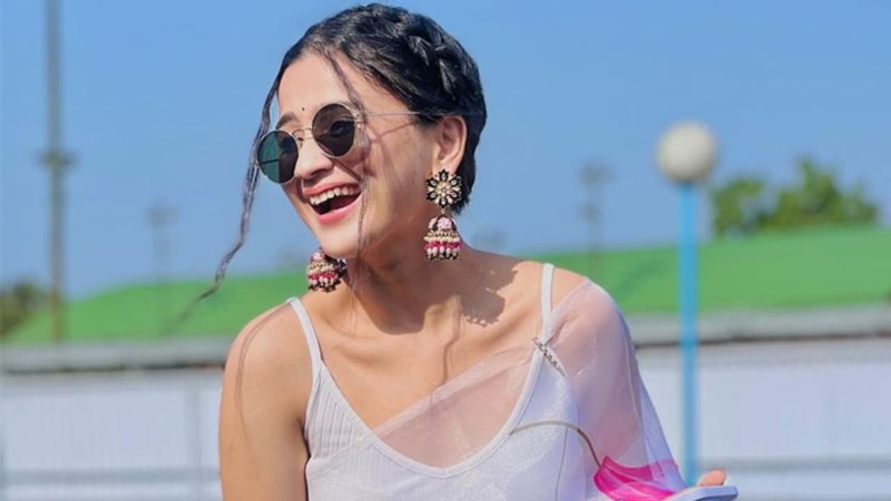 Alia Bhatt जैसी दिखने का फायदा, इस सोशल मीडिया यूजर को मिल गया TV शो में लीड रोल Alia Bhatt जैसी दिखने का फायदा, इस सोशल मीडिया यूजर को मिल गया TV शो में लीड रोल