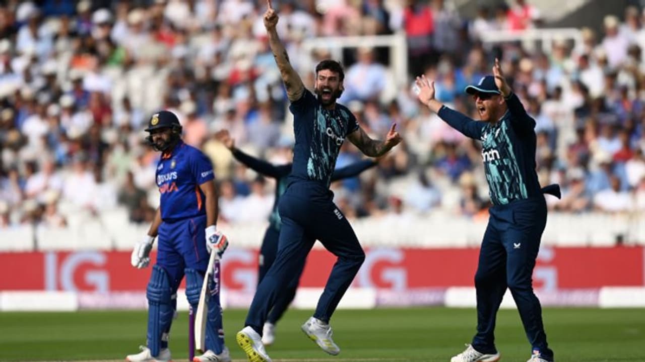 ಟೀಂ ಇಂಡಿಯಾ ಈ ತಪ್ಪು ತಿದ್ದಿಕೊಳ್ಳದಿದ್ರೆ ಟಿ20 ವಿಶ್ವಕಪ್​​ನಲ್ಲಿ ಕಾದಿದ್ಯಾ ಆಪತ್ತು..?