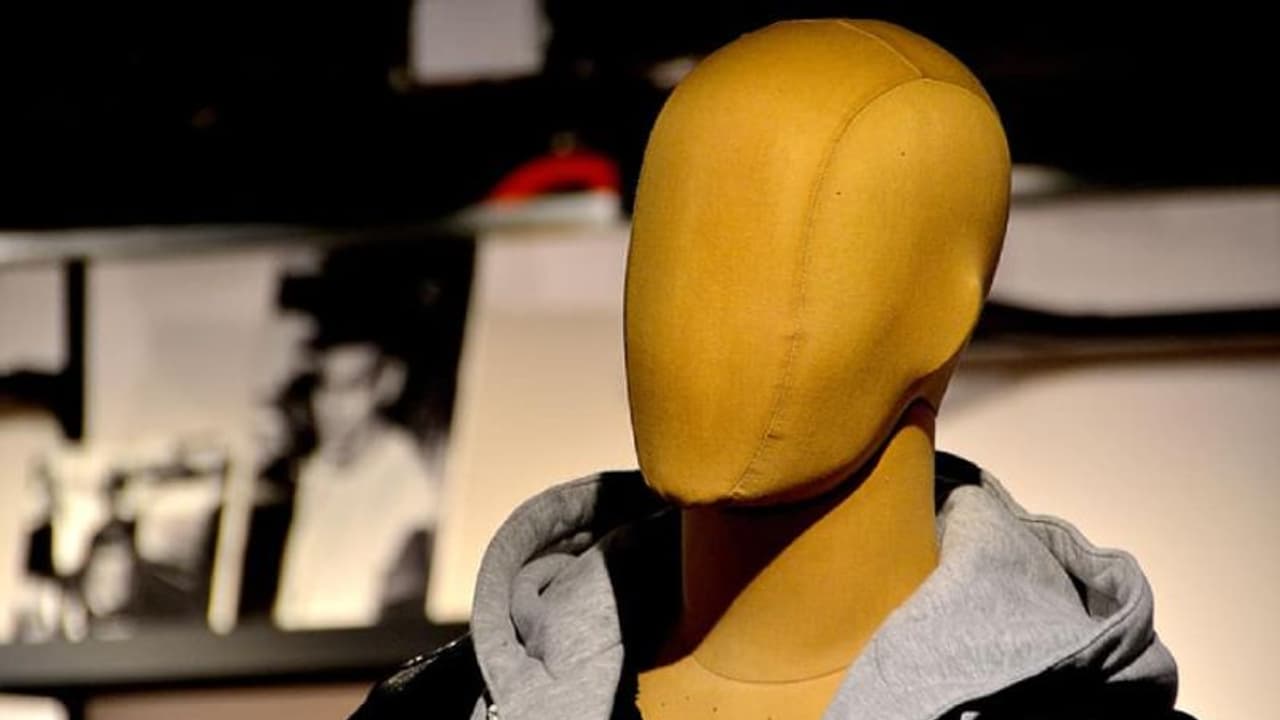 பொம்மையுடன் சுய இன்பத்தில் ஈடுபட்ட கொள்ளையன்... சிசிடிவி காட்சிகளால் பரபரப்பு...! பொம்மையுடன் சுய இன்பத்தில் ஈடுபட்ட கொள்ளையன்... சிசிடிவி காட்சிகளால் பரபரப்பு...!