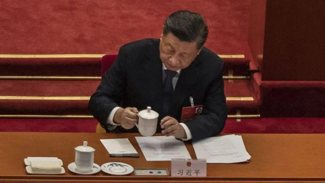 China's economy shrinks 2.6 per cent; experts say it won't meet growth target