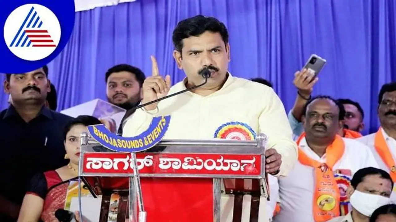 ನನಗೆ ತಾಕತ್ತಿದ್ರೆ ಜವಾಬ್ದಾರಿ ಸಿಗುತ್ತೆ: ವಿಜಯೇಂದ್ರ ನನಗೆ ತಾಕತ್ತಿದ್ರೆ ಜವಾಬ್ದಾರಿ ಸಿಗುತ್ತೆ: ವಿಜಯೇಂದ್ರ