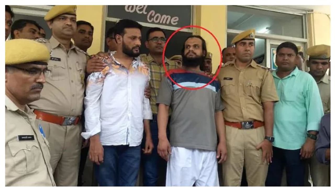 നൂപുർ ശർമയുടെ തലവെട്ടാൻ ആഹ്വാനം: അജ്മീർ ദർ​ഗ ഖാദിം അറസ്റ്റിൽ 