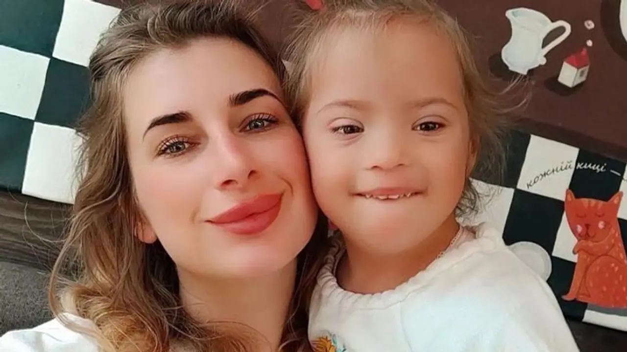 Heart Breaking तस्वीर: मां ने सोचा न था कि उसकी मासूम बेटी इतनी दर्दनाक मौत मरेगी Heart Breaking तस्वीर: मां ने सोचा न था कि उसकी मासूम बेटी इतनी दर्दनाक मौत मरेगी