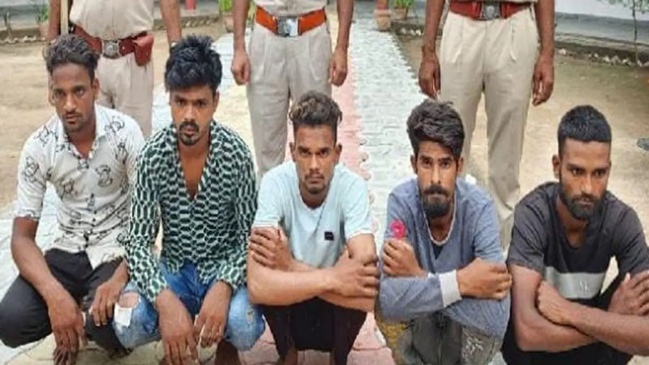 भीलवाड़ा में ज्वेलर्स की हत्या करने की धमकी, नूपुर शर्मा के समर्थन में शेयर किया था वीडियो भीलवाड़ा में ज्वेलर्स की हत्या करने की धमकी, नूपुर शर्मा के समर्थन में शेयर किया था वीडियो