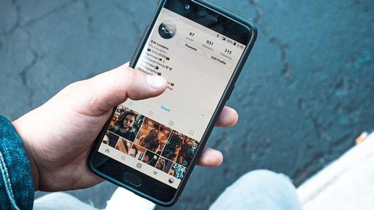 এবার কেন্দ্রীয় সরকারের নজরে ডিজিটাল সাংবাদিকতা! শীঘ্রই নতুন আইন বলবৎ হতে চলেছে এবার কেন্দ্রীয় সরকারের নজরে ডিজিটাল সাংবাদিকতা! শীঘ্রই নতুন আইন বলবৎ হতে চলেছে