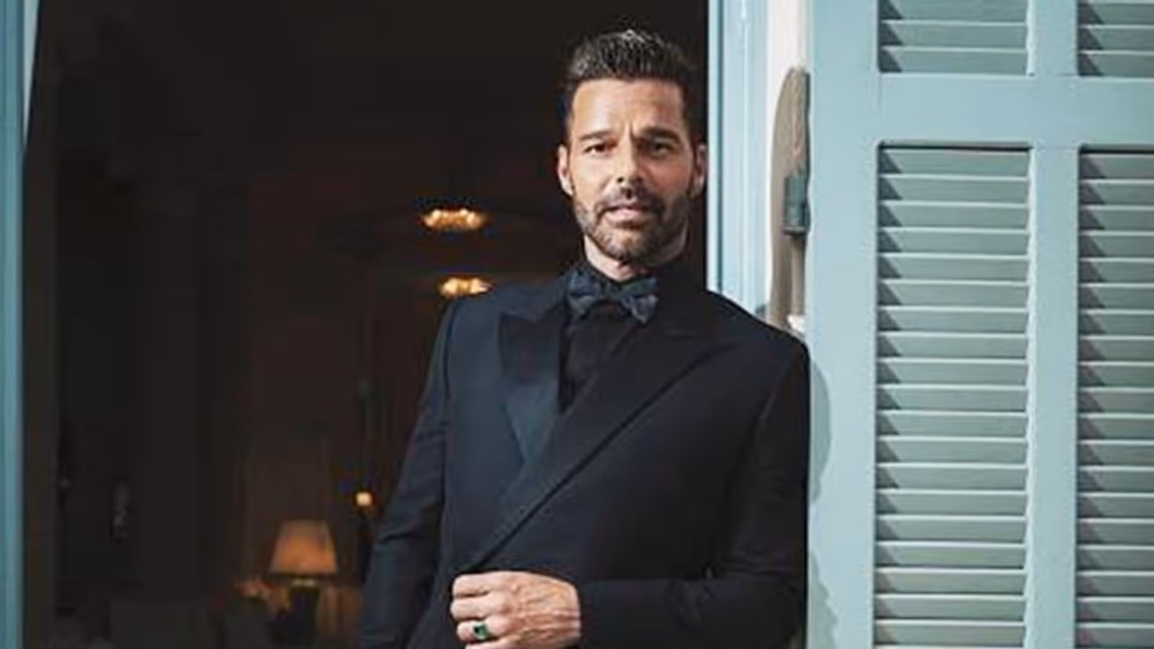 Twitter explodes over ‘incest’ claims against Ricky Martin