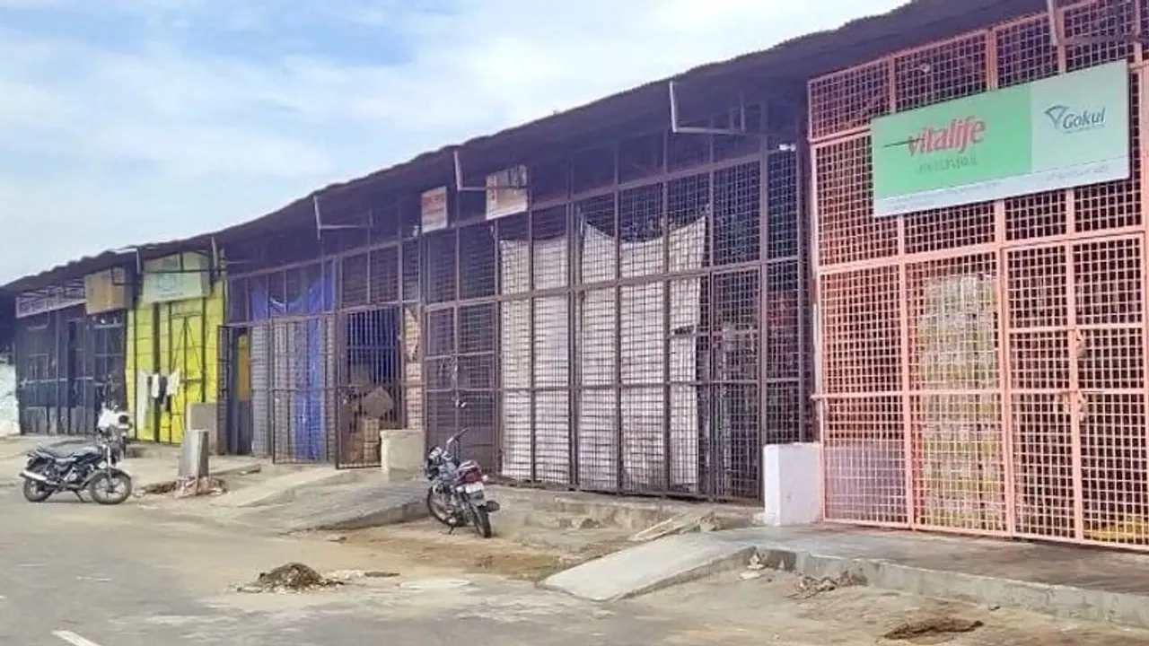 राजस्थान में आटा, चावल, दाल पर GST के विरोध में राज्य की 247 मंडियां बंद, 30 हजार छोटी चक्की ओनर भी समर्थन में राजस्थान में आटा, चावल, दाल पर GST के विरोध में राज्य की 247 मंडियां बंद, 30 हजार छोटी चक्की ओनर भी समर्थन में