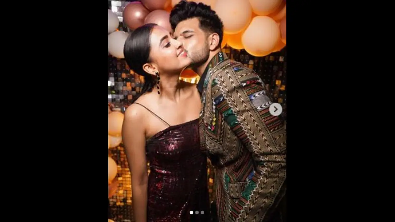 Tejasswi Prakash, Karan Kundrra to set for marriage? Family get together sparked rumours