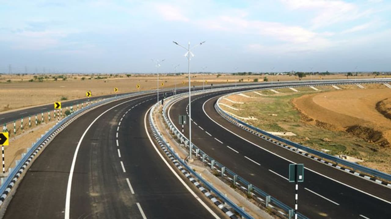 मुंबई नागपुर समृद्धि एक्सप्रेसवे का उद्घाटन करेंगे पीएम मोदी, खुशहाली का द्वार खोलेगा आर्थिक गलियारा मुंबई नागपुर समृद्धि एक्सप्रेसवे का उद्घाटन करेंगे पीएम मोदी, खुशहाली का द्वार खोलेगा आर्थिक गलियारा