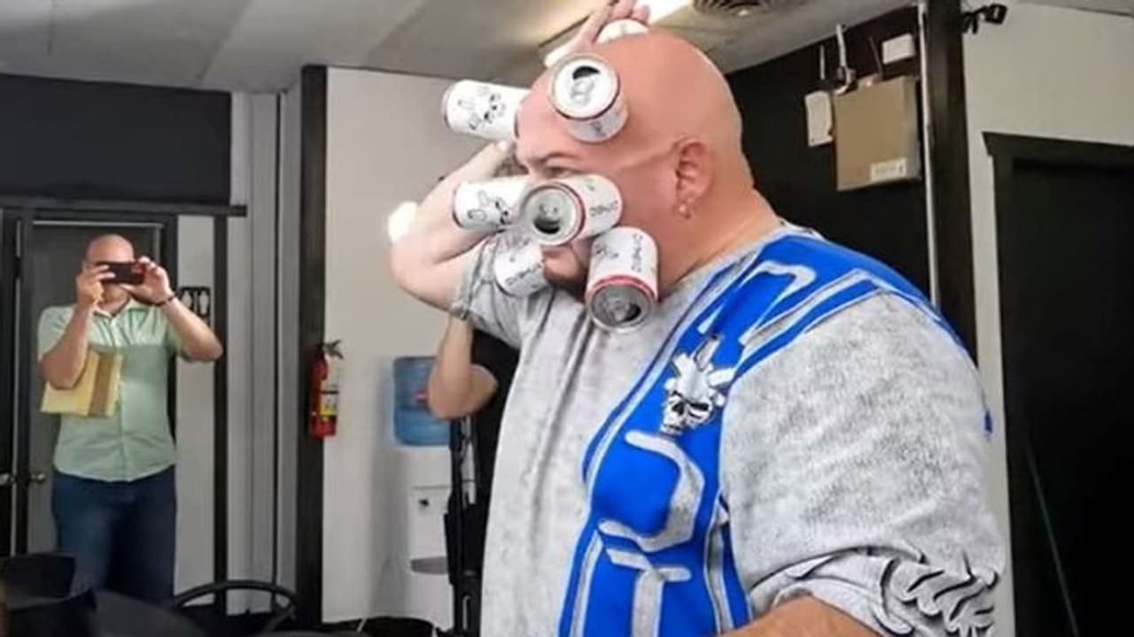 इस इंसान की शक्ति कर देगी हैरान, एक बार अगर चिपके.. तो वीडियो में देखिए क्या होगा हाल इस इंसान की शक्ति कर देगी हैरान, एक बार अगर चिपके.. तो वीडियो में देखिए क्या होगा हाल