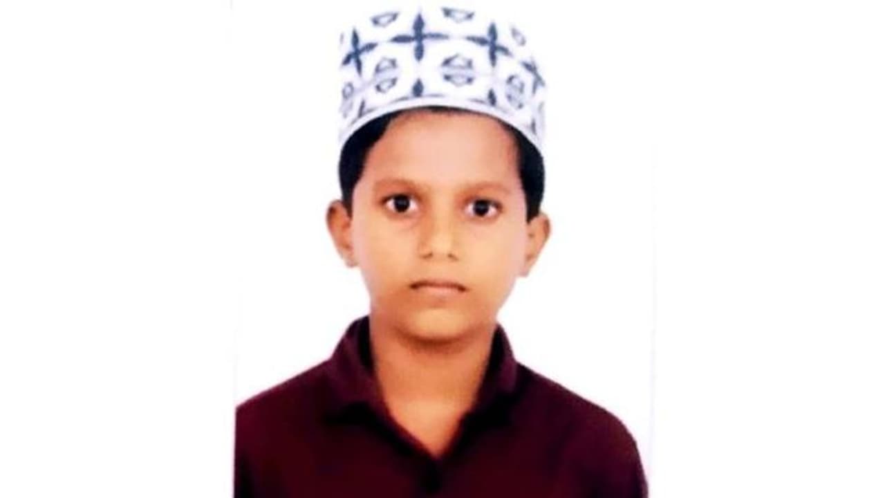 സൈക്കിൾ നിയന്ത്രണം വിട്ട് കുളത്തിൽ വീണ് വിദ്യാർത്ഥി മരിച്ചു