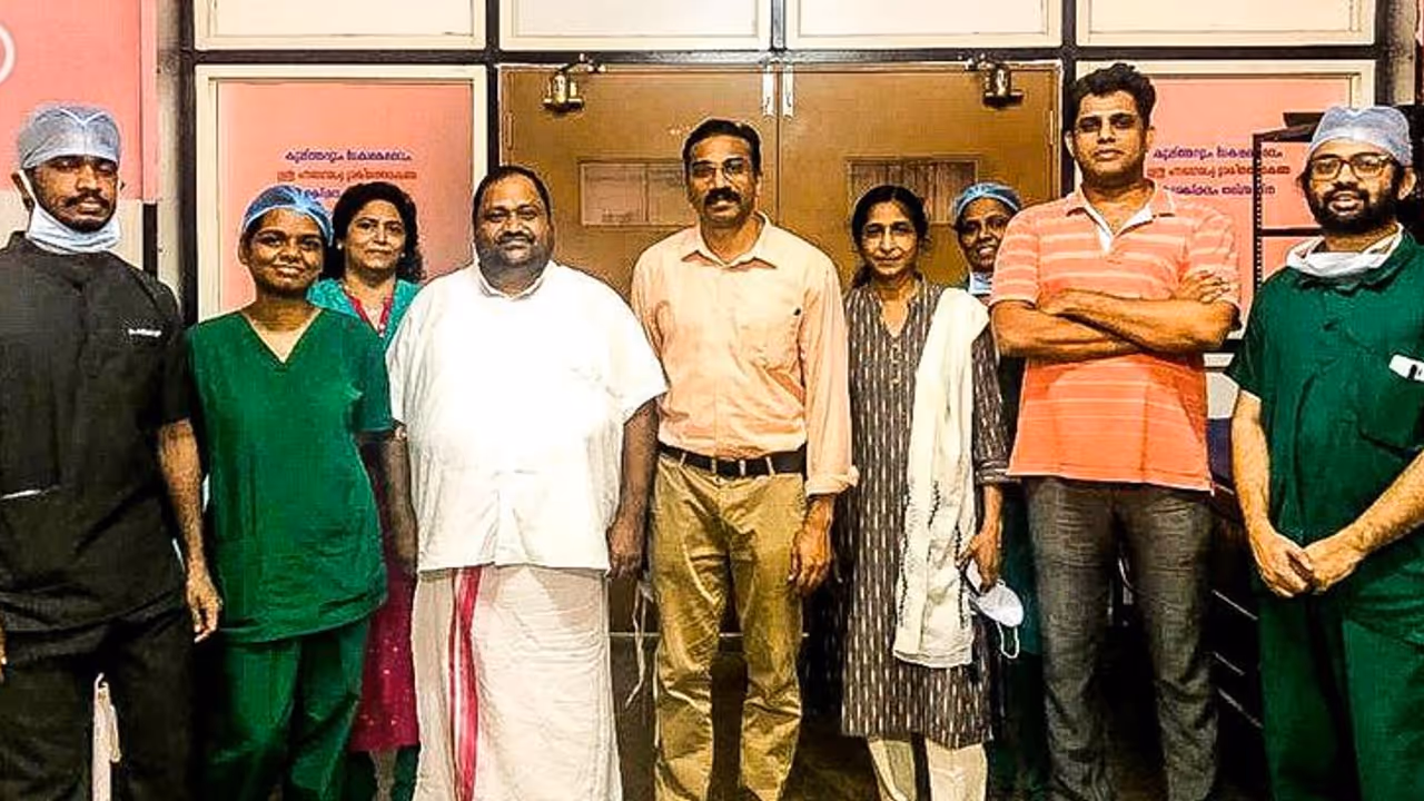 തടി കുറയ്ക്കണോ? കോട്ടയത്തോട്ട് പോര്, പൊണ്ണത്തടിക്ക് കുറഞ്ഞ ചെലവിൽ ആധുനിക ചികിത്സയുമായി കോട്ടയം മെഡിക്കൽ കോളജ് തടി കുറയ്ക്കണോ? കോട്ടയത്തോട്ട് പോര്, പൊണ്ണത്തടിക്ക് കുറഞ്ഞ ചെലവിൽ ആധുനിക ചികിത്സയുമായി കോട്ടയം മെഡിക്കൽ കോളജ്