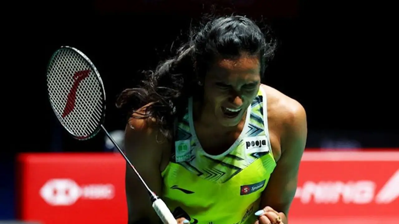 সিঙ্গাপুর ওপেন চ্যাম্পিয়ন পিভি সিন্ধু, ফাইনালে হারালেন চিনা প্রতিপক্ষকে সিঙ্গাপুর ওপেন চ্যাম্পিয়ন পিভি সিন্ধু, ফাইনালে হারালেন চিনা প্রতিপক্ষকে