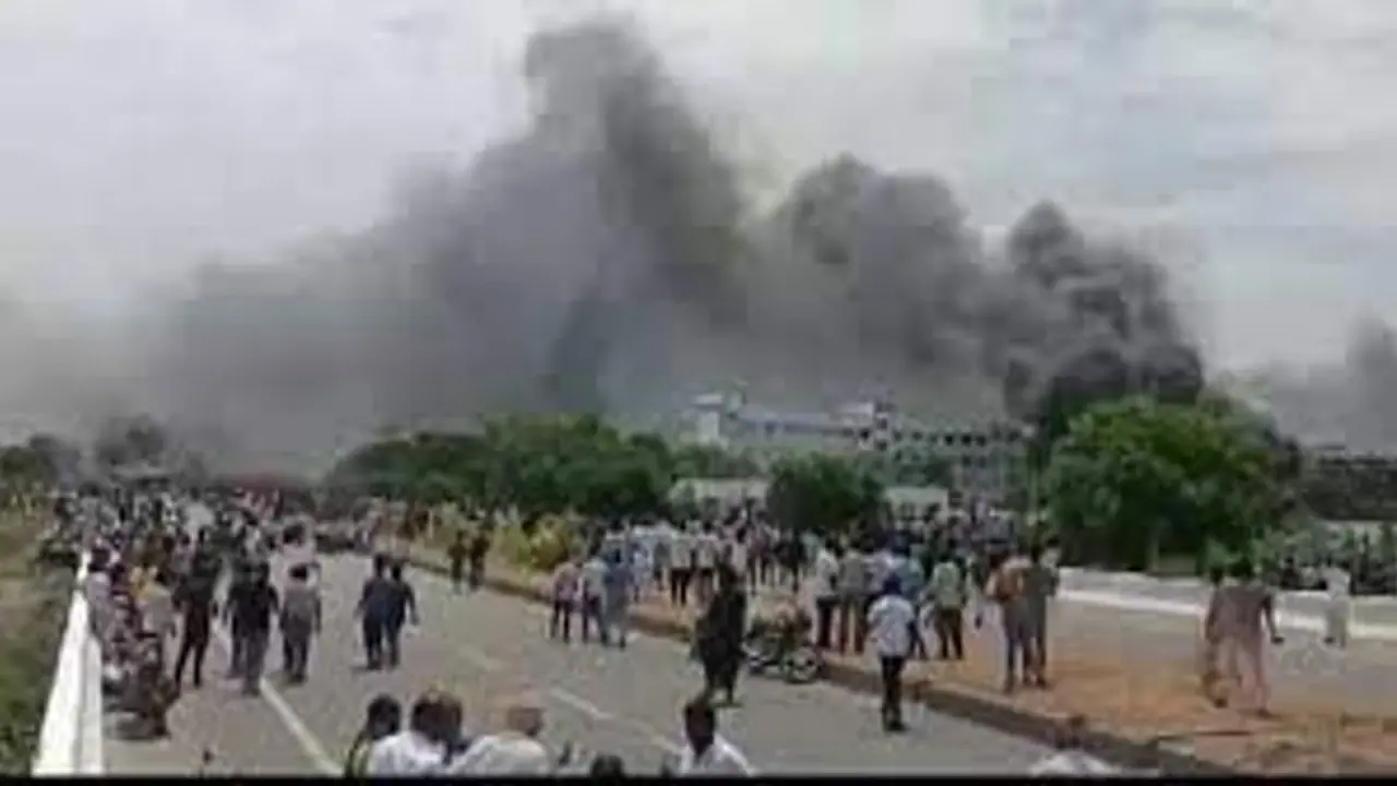 கலவரத்தால் கிடைத்த நீதி என்ன..? உண்மை எதுவென்று தெரியாமல் எதற்கு போராட்டம்..? நீதிபதி கேள்வி