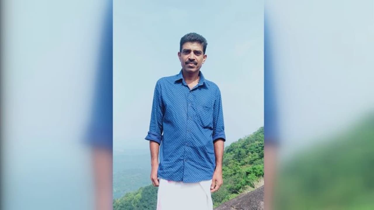 മദ്യപാനത്തെ തുടർന്നുള്ള വഴക്ക് ; പൂഞ്ഞാറിൽ ഭർത്താവ് ഭാര്യയെ കുത്തിപ്പരിക്കേൽപ്പിച്ചു മദ്യപാനത്തെ തുടർന്നുള്ള വഴക്ക് ; പൂഞ്ഞാറിൽ ഭർത്താവ് ഭാര്യയെ കുത്തിപ്പരിക്കേൽപ്പിച്ചു