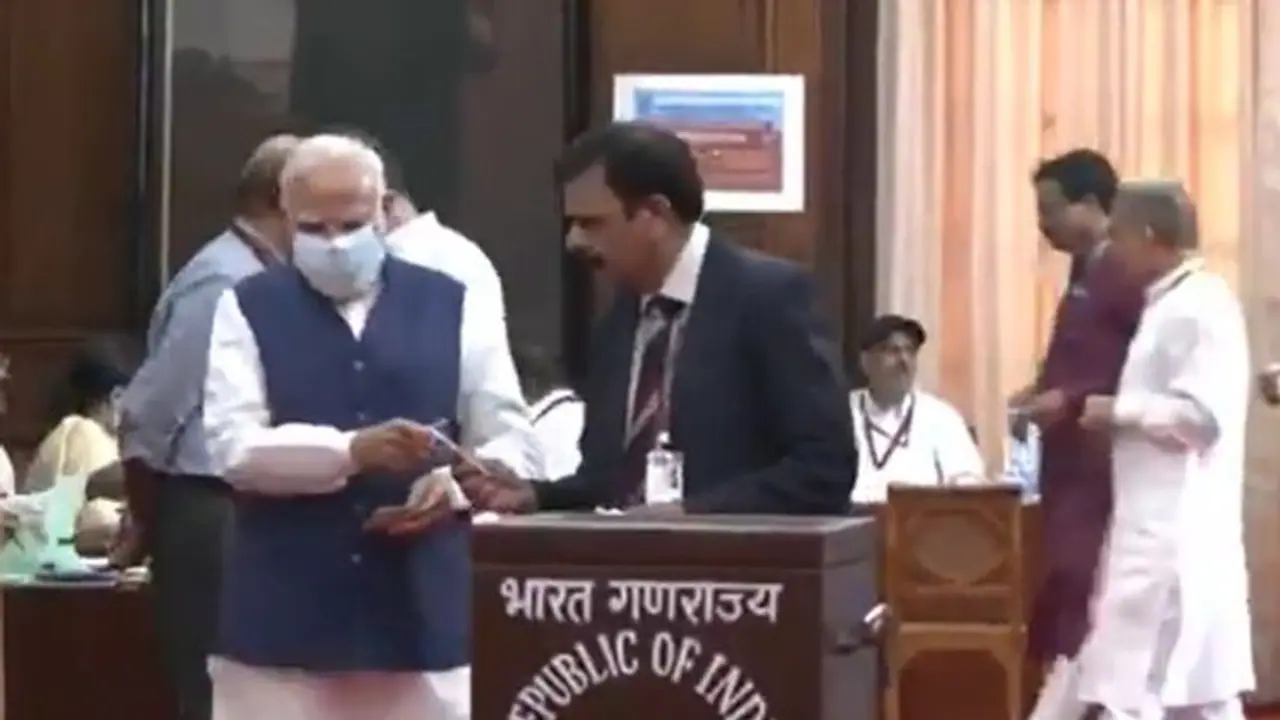 Presidential Election 2022: Voting begins, PM casts vote | 10 updates