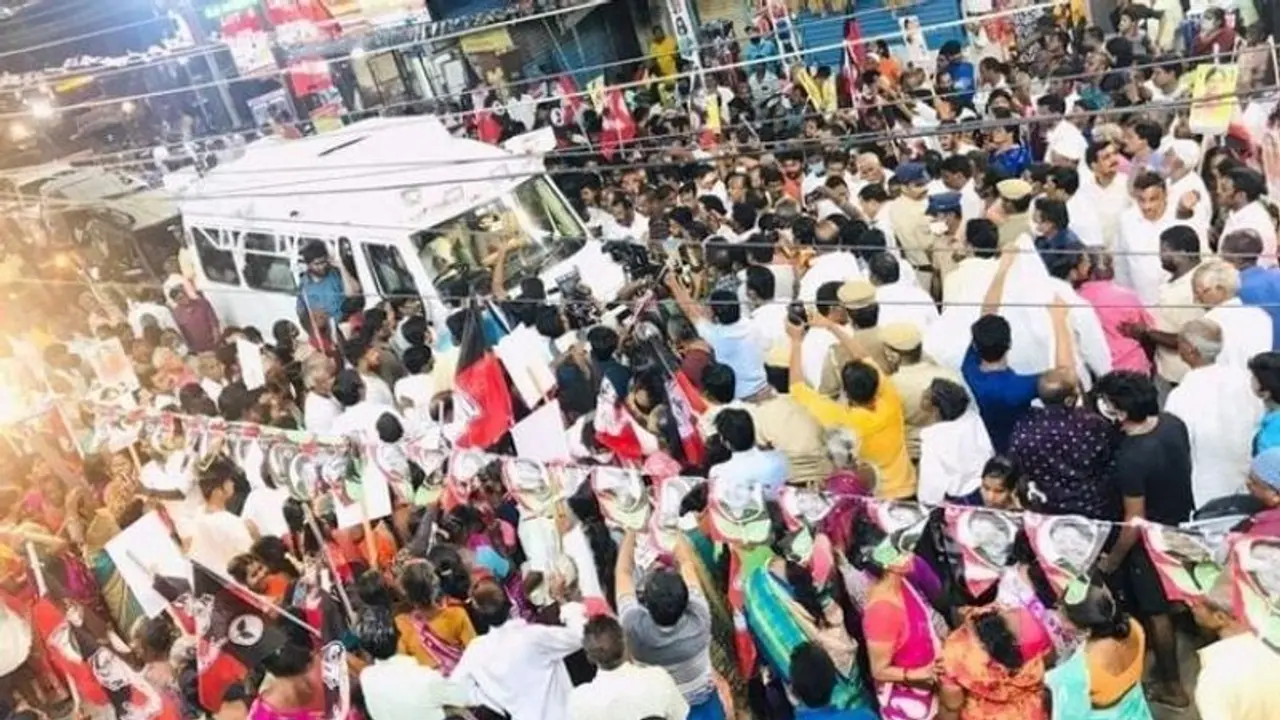 விரைவில் தமிழக முழுவதும் சுற்றுப்பயணம்...! தொண்டர்கள் இதை செய்ய வேண்டாம்.. சசிகலா திடீர் உத்தரவு