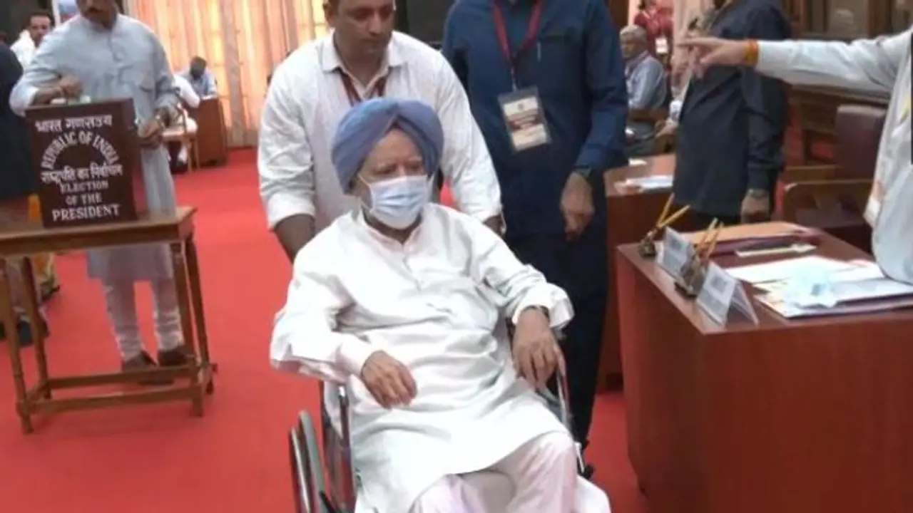 Devegowda And Manmohan Singh