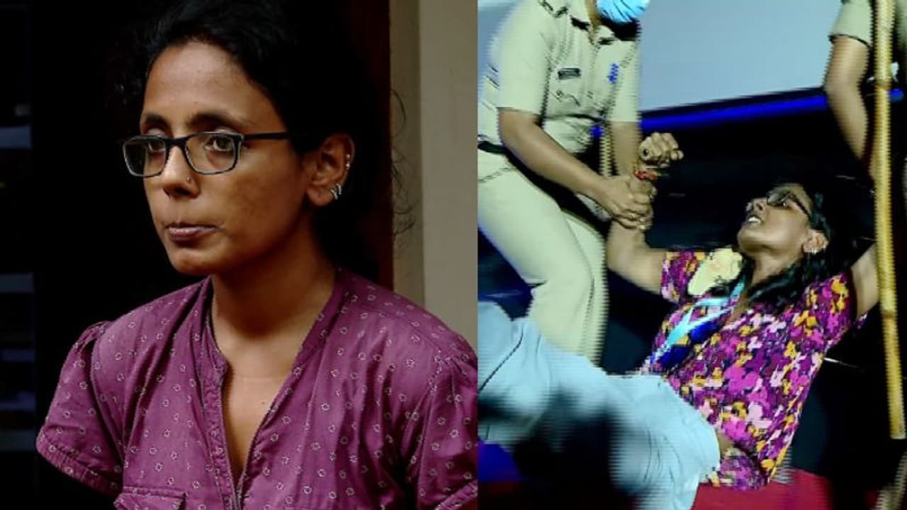 ഹിന്ദു ദൈവത്തെ അപമാനിച്ചെന്ന കേസ് സർക്കാറിന്റെ പകപോക്കലെന്ന് കുഞ്ഞില ഹിന്ദു ദൈവത്തെ അപമാനിച്ചെന്ന കേസ് സർക്കാറിന്റെ പകപോക്കലെന്ന് കുഞ്ഞില