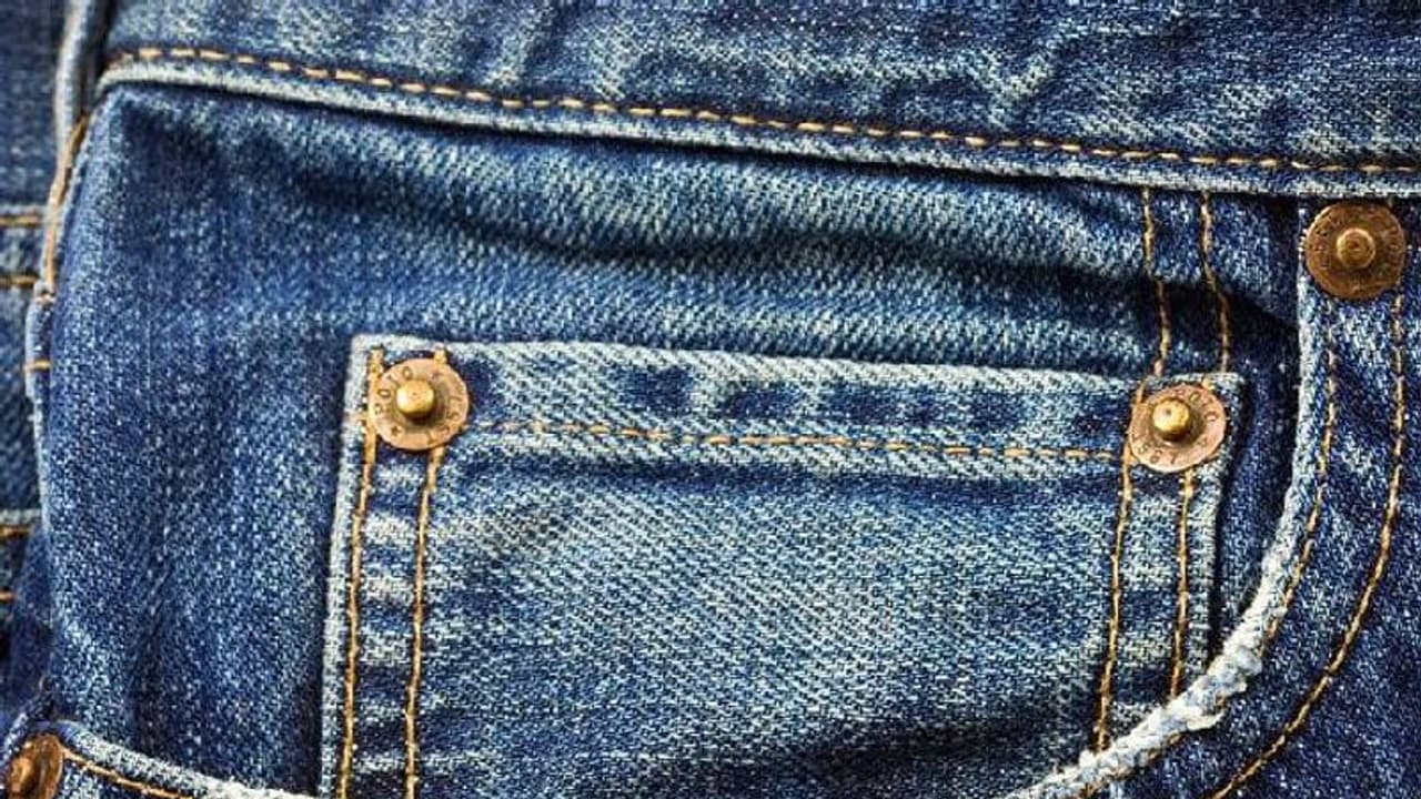 ജീൻസ് ധരിക്കുന്നതിനെ ചൊല്ലി തർക്കം, ഭർത്താവ് മരിച്ചു, ഭാര്യ കസ്റ്റഡിയിൽ ജീൻസ് ധരിക്കുന്നതിനെ ചൊല്ലി തർക്കം, ഭർത്താവ് മരിച്ചു, ഭാര്യ കസ്റ്റഡിയിൽ