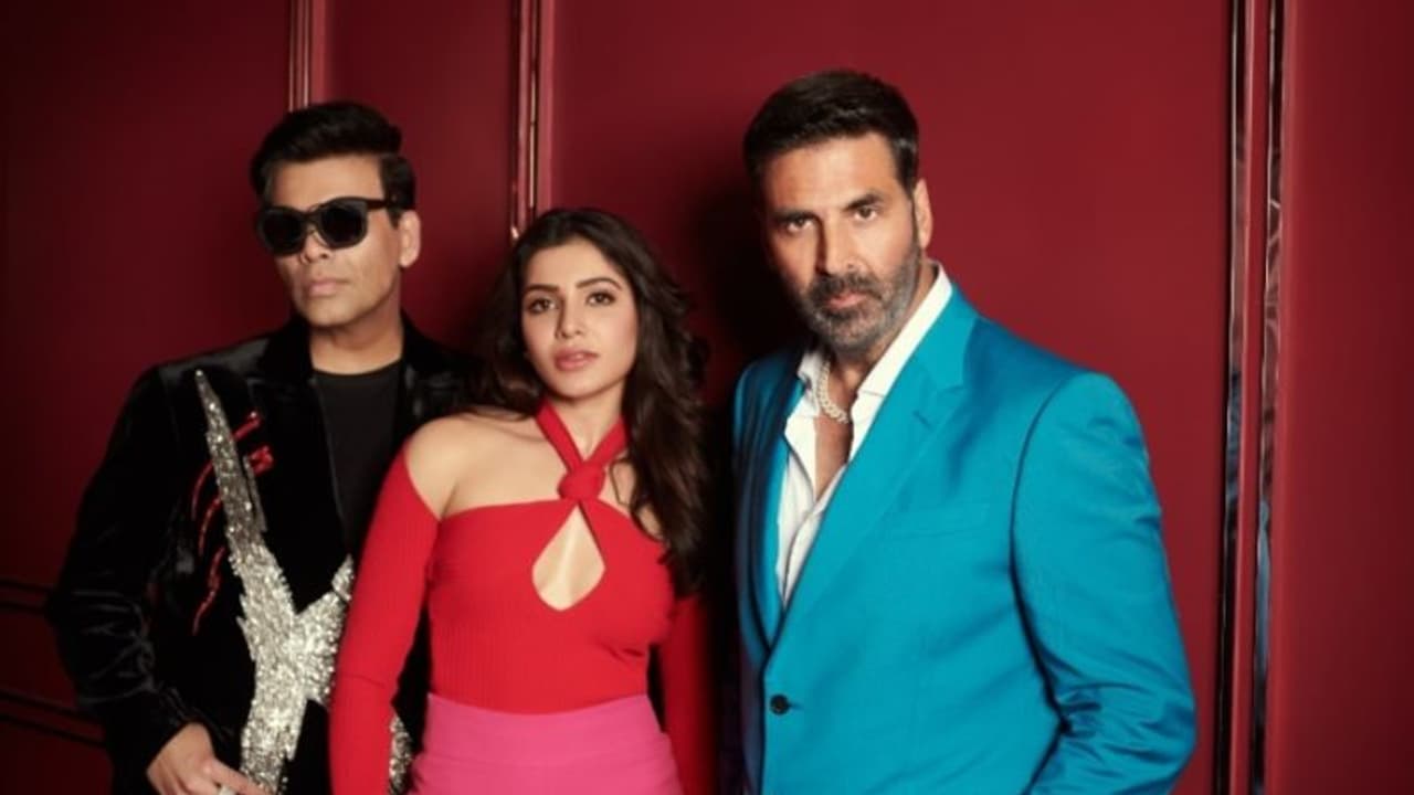 অক্ষয় কুমারের কোলে সামান্থা রুথ প্রভু! হ্যাঁ এমন ভাবেই কফি উইথ করনের শোতে প্রবেশ করেছেন তারা 