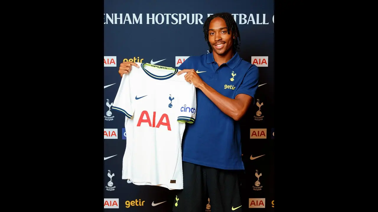 Tottenham Hotspur secures Djed Spence signing from Middlesbrough Tottenham Hotspur secures Djed Spence signing from Middlesbrough