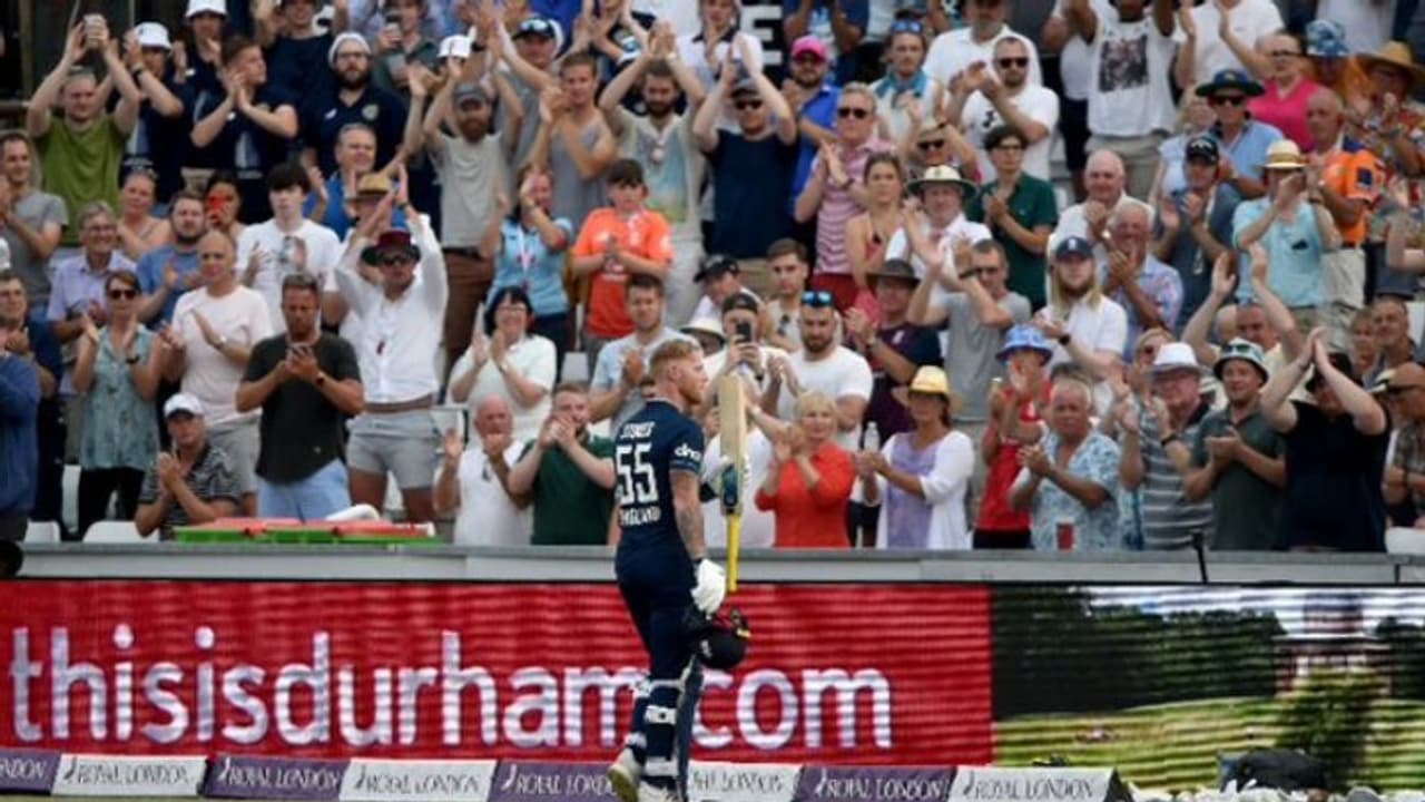 മറക്കാന് പറ്റുവോ ഏകദിന ലോകകപ്പ് ഹീറോയിസം; സ്റ്റോക്സിന് ഐതിഹാസിക യാത്രയപ്പ് നല്കി കാണികള് വീഡിയോ മറക്കാന് പറ്റുവോ ഏകദിന ലോകകപ്പ് ഹീറോയിസം; സ്റ്റോക്സിന് ഐതിഹാസിക യാത്രയപ്പ് നല്കി കാണികള് വീഡിയോ