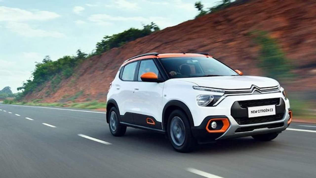 "അത് പോരെ അളിയാ..?!" ക്രോസോവറിന് കൊതിപ്പിക്കും വിലയിട്ട് ഫ്രഞ്ച് മാജിക്ക്, നെഞ്ചിടിച്ച് എതിരാളികള്! "അത് പോരെ അളിയാ..?!" ക്രോസോവറിന് കൊതിപ്പിക്കും വിലയിട്ട് ഫ്രഞ്ച് മാജിക്ക്, നെഞ്ചിടിച്ച് എതിരാളികള്!