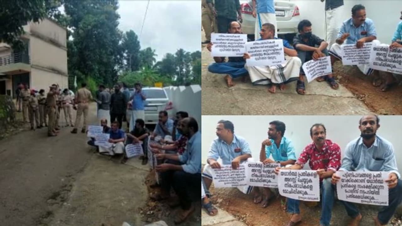 നീറ്റ് പരീക്ഷ അടിവസ്ത്രം അഴിപ്പിച്ച സംഭവം: അറസ്റ്റിലായവരുടെ ബന്ധുക്കൾ പ്രതിഷേധിക്കുന്നു