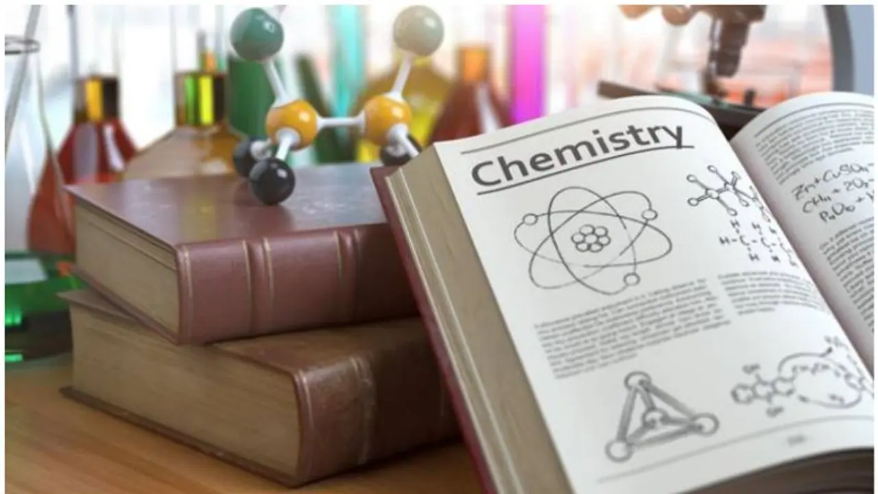 കടുകട്ടി കെമിസ്ട്രി പരീക്ഷയെ എളുപ്പമാക്കാൻ അധ്യാപക കൂട്ടായ്മ; ഓൺലൈൻ പരിശീലന പരിപാടി അവസാനഘട്ട ഒരുക്കങ്ങളിൽ കടുകട്ടി കെമിസ്ട്രി പരീക്ഷയെ എളുപ്പമാക്കാൻ അധ്യാപക കൂട്ടായ്മ; ഓൺലൈൻ പരിശീലന പരിപാടി അവസാനഘട്ട ഒരുക്കങ്ങളിൽ