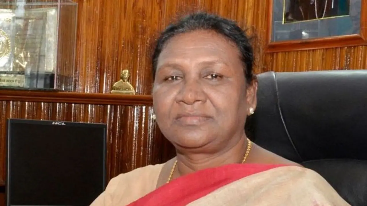 இந்திய குடியரசு தலைவருக்கு சம்பளம் எவ்வளவு .? அவருக்கு உள்ள சலுகைகள், அதிகாரங்கள் என்ன தெரியுமா.? 