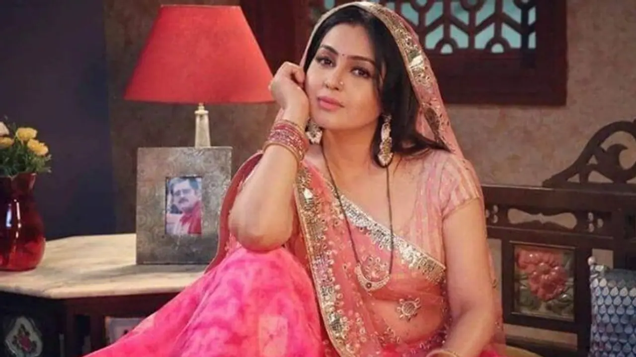 Shubhangi Atre’s Biography | Birth | Education | First Show | Marriage Shubhangi Atre’s Biography | Birth | Education | First Show | Marriage