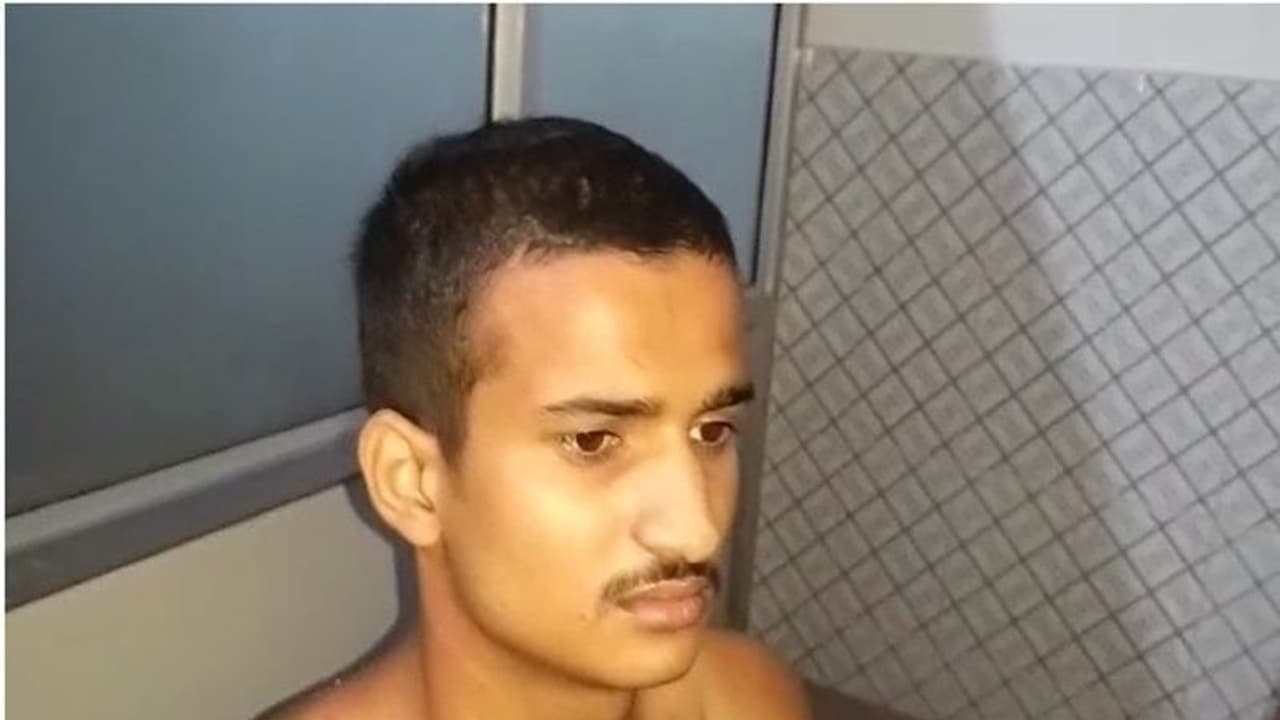 सेना भर्ती में जाने वाले युवक पर घात लगाए बैठे आरोपी ने किया एसिड अटैक, आधा शरीर झुलसने पर जयपुर रेफर