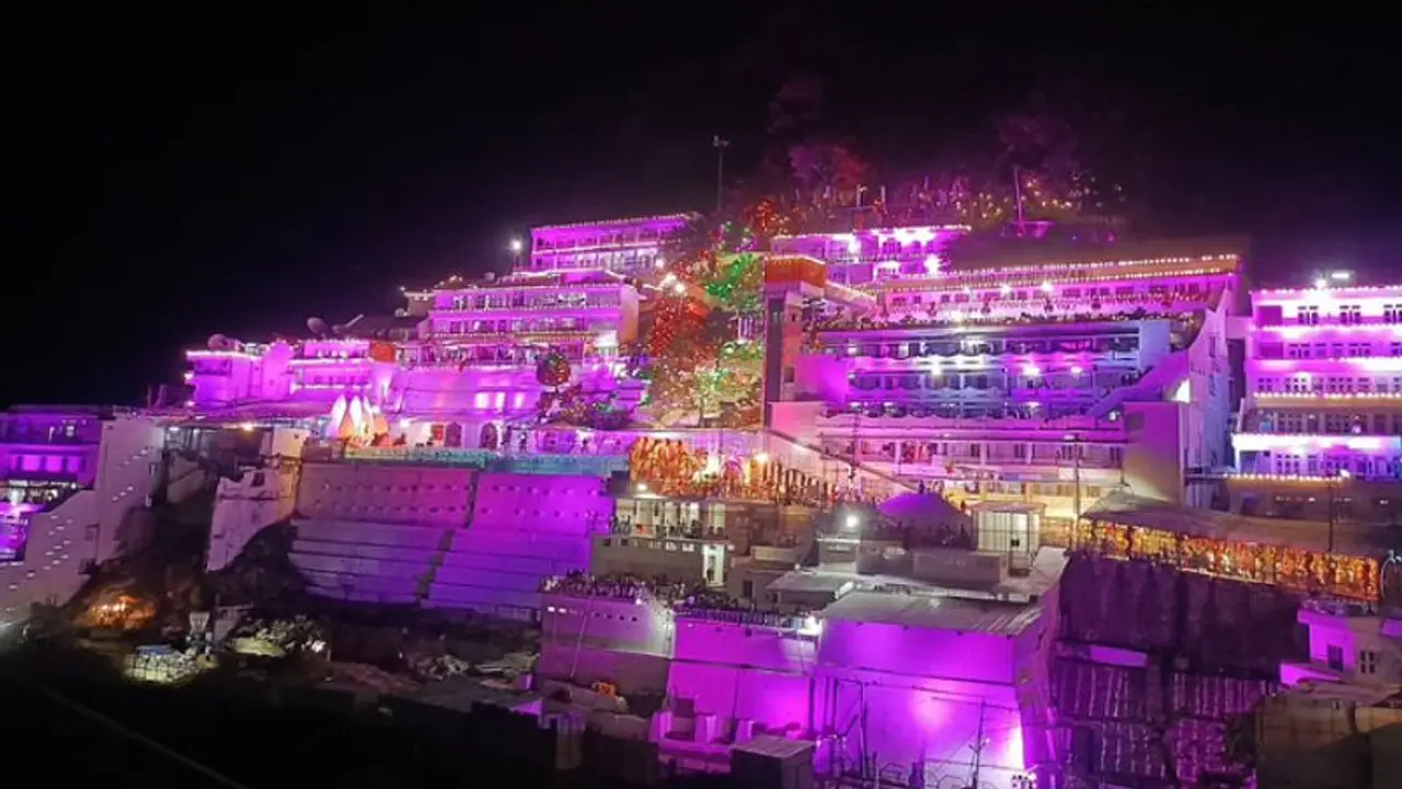 Mata Vaishno Devi: बंद होने वाला है 60 साल पुराना यात्रा पर्ची स‍िस्‍टम; अब वैष्णो देवी के ऐसे होंगे दर्शन
