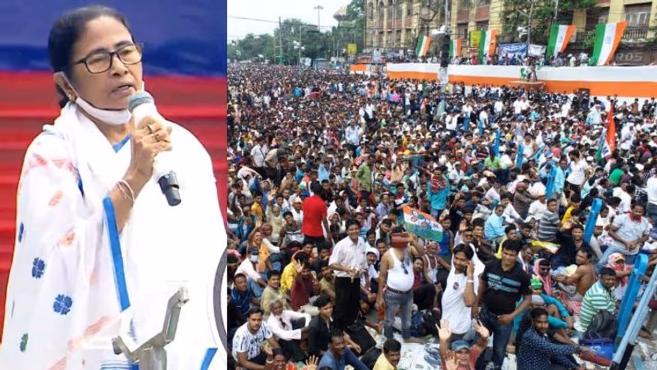 Mamata breathes fire on BJP at mega Martyrs' Day rally in Kolkata Mamata breathes fire on BJP at mega Martyrs' Day rally in Kolkata