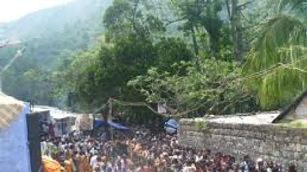 சதுரகிரி கோவில் ஆடி ஆமாவாசை திருவிழா.. பக்தர்களுக்கு 4 நாட்கள் அனுமதி.. சிறப்பு பேருந்து இயக்கம்.. முழு விவரம் சதுரகிரி கோவில் ஆடி ஆமாவாசை திருவிழா.. பக்தர்களுக்கு 4 நாட்கள் அனுமதி.. சிறப்பு பேருந்து இயக்கம்.. முழு விவரம்